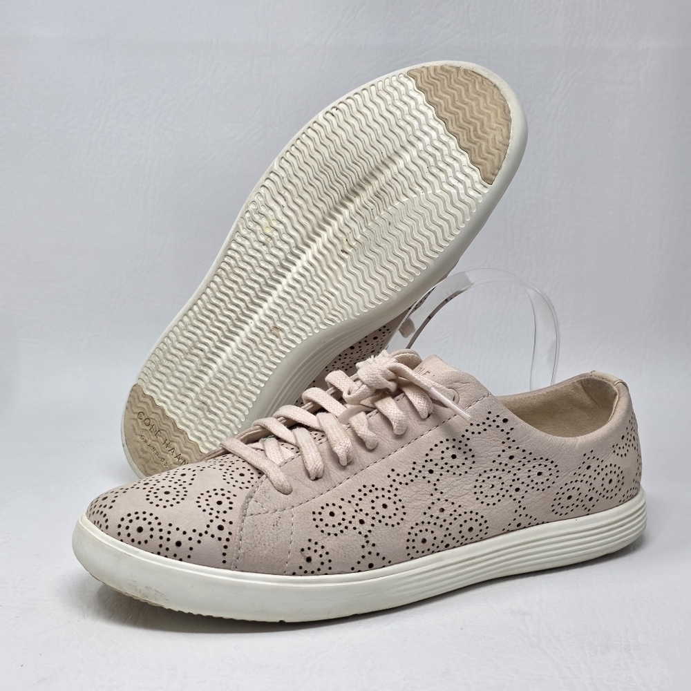 Cole Haan Women's Grand Crosscourt Sneakers Lazer Cut Size 7.5 B W11555